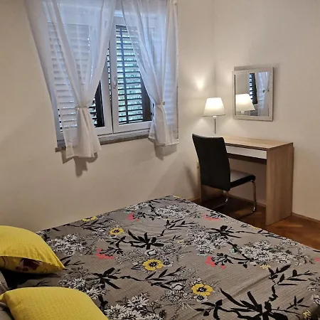Eugenia Apartmán