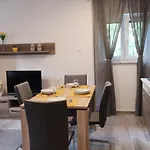 דירה Eugenia *